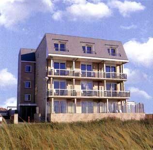 Апартаменты Strandhuis Apartments