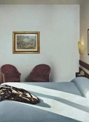 Отель Hotel Piccadilly