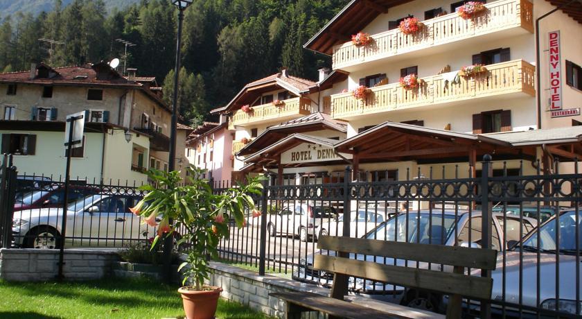 Отель Hotel Denny