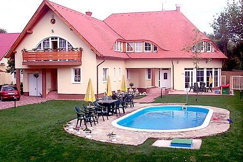 Апартаменты Künszler Apartmanház