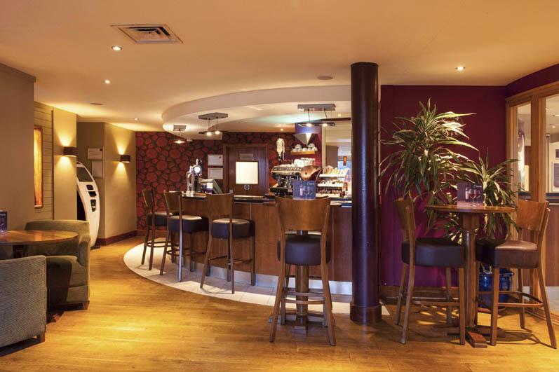 Отель Premier Inn Nottingham Arena (London Road)