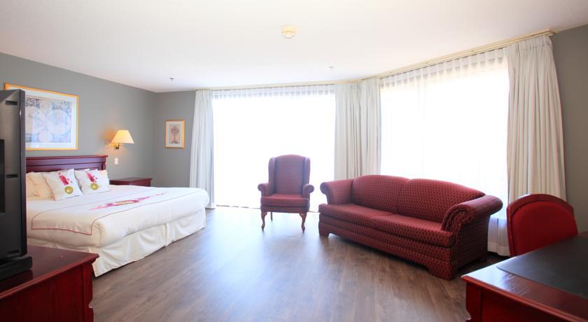 Отель Hotel Universel