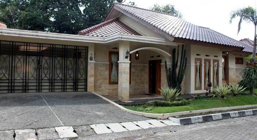 Гостевой дом Mulyasari Guest House Syariah