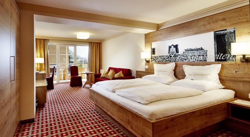 Отель Hotel Vier Jahreszeiten Wellness & Residenz