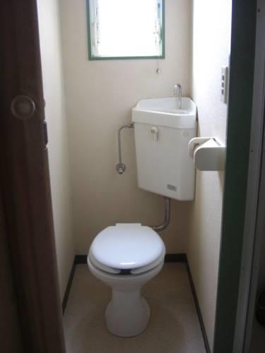 Отель Weekly Mansion Harasan Nishikarumi