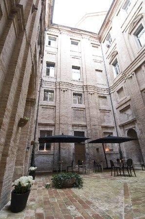 Отель Hotel Il Giglio