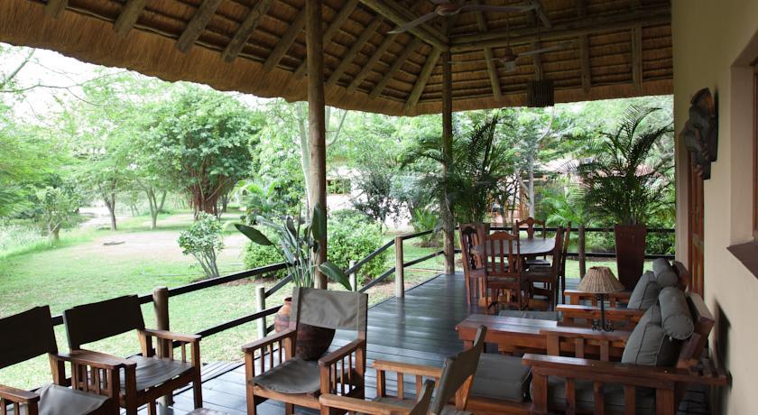 Отель Sefapane Lodge and Safaris