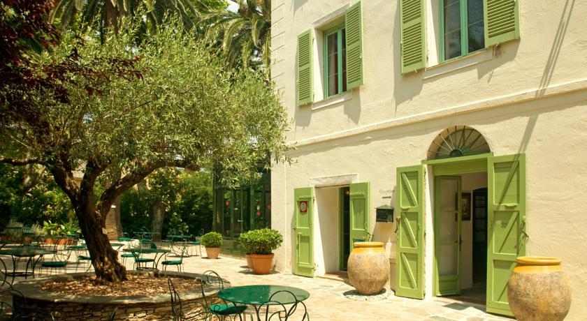 Отель Hôtel Demeure Castel Brando