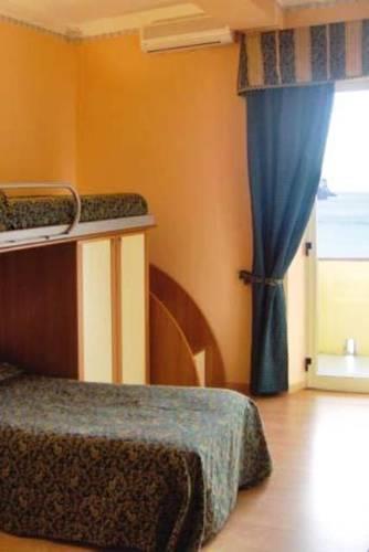 Отель Hotel Miramare