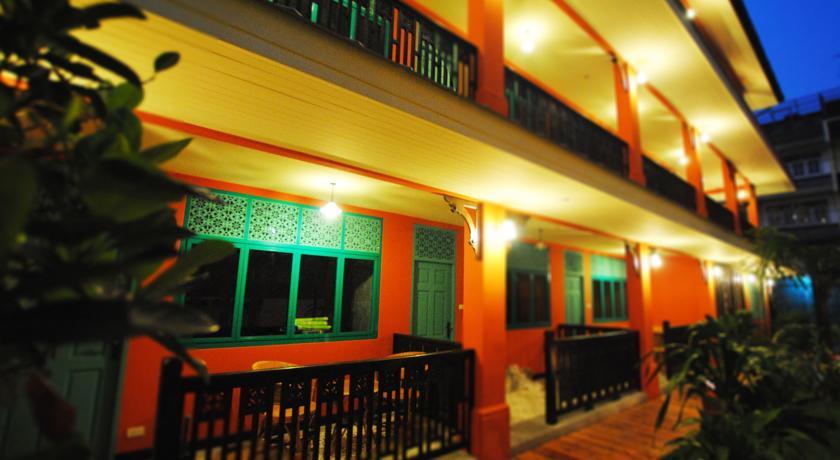 Focal Local Bed & Breakfast