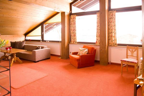 Отель Hotel Guggis