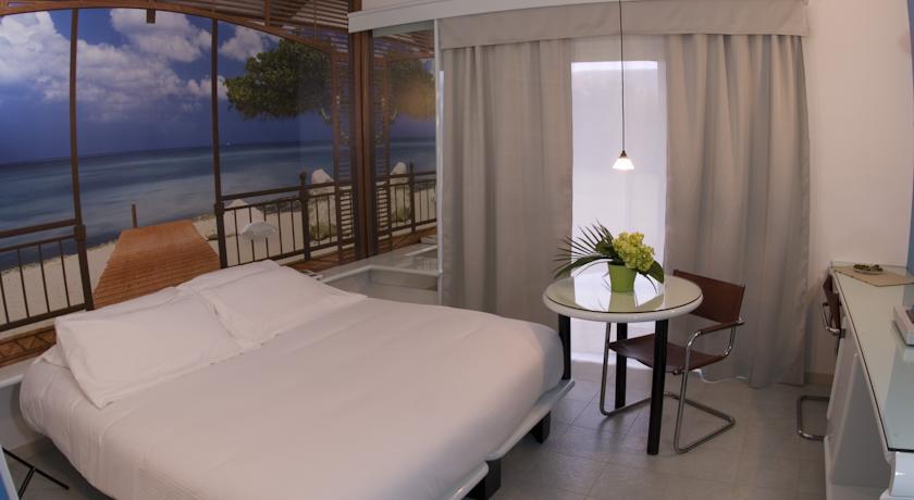 Отель Business Hotel