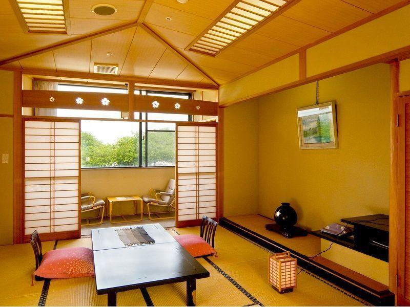 Отель Toyama Kanko Hotel