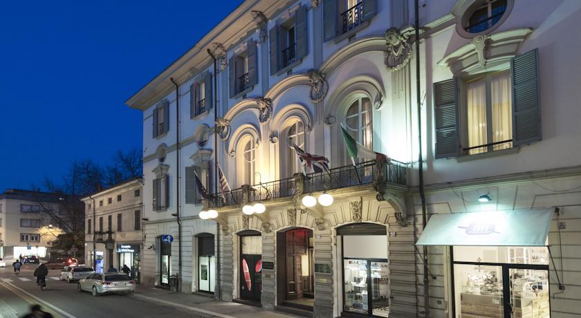 Отель Hotel Vittoria