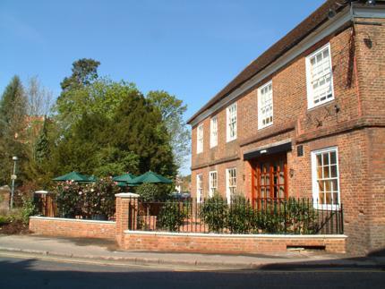 Отель The Greyhound Inn