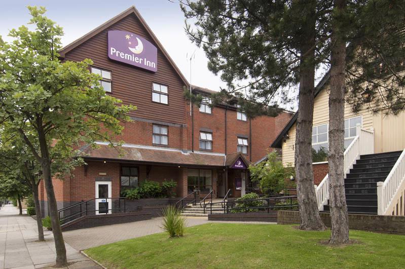 Отель Premier Inn Milton Keynes Central