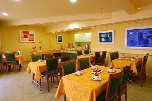 Отель Hôtel-Restaurant de l'Embarcadère