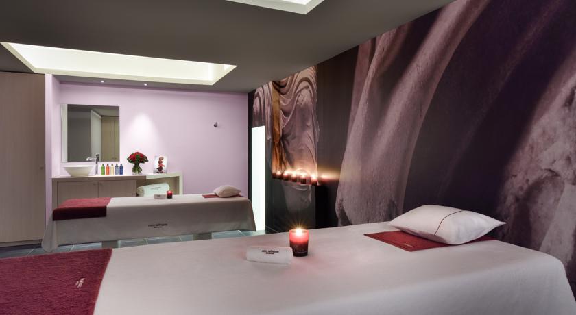 Отель Hôtel Jules César