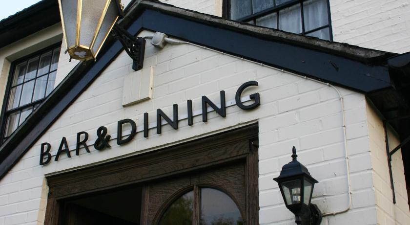 Отель The Mill Arms