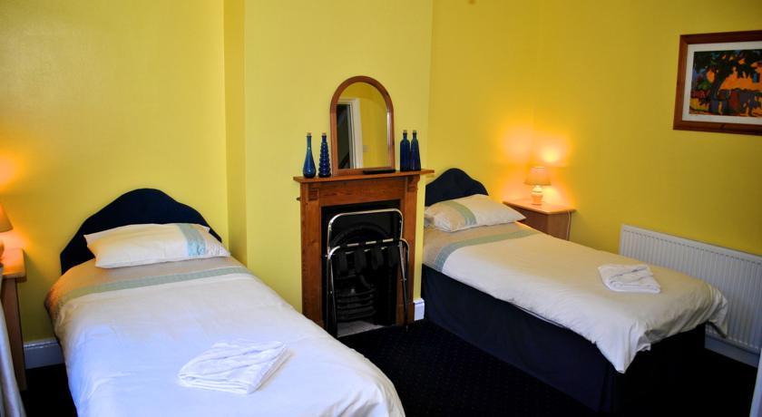 Мини-отель Holland House Bed & Breakfast