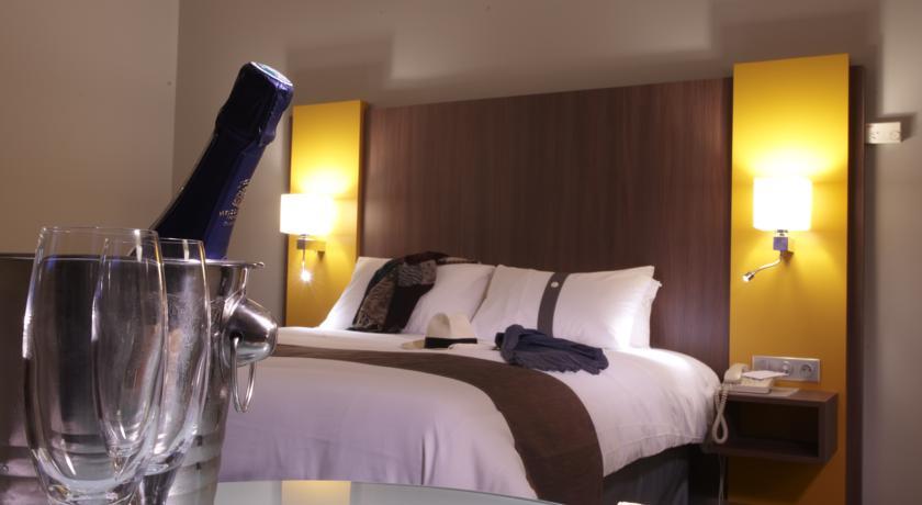 Отель Holiday Inn Lyon Vaise