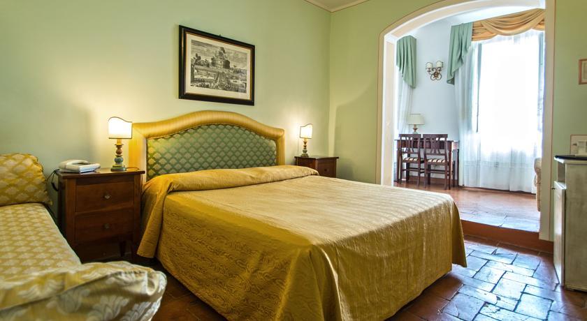 Отель Hotel Palazzo di Valli