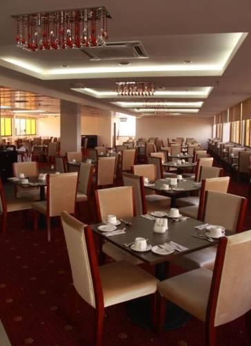 Отель Gaya Centre Hotel