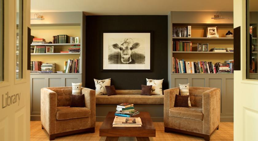 Отель The Feversham Arms Hotel & Verbena Spa