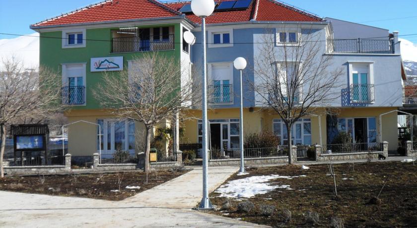 Motel Sunce