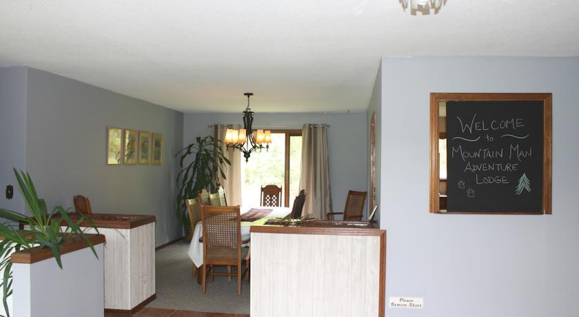 Мини-отель Mountain Man Adventure Lodge