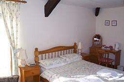 Отель The Coachouse Hotel & Restaurant