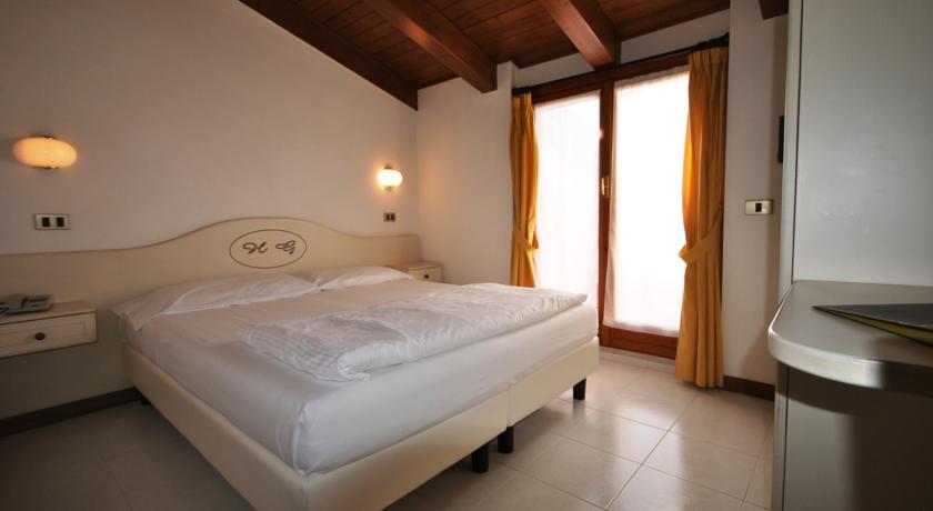 Отель Hotel Gallo