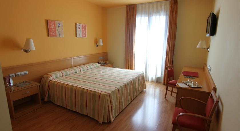 Отель Hotel Real