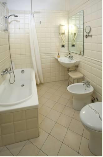 Отель Hotel Ala D'Oro