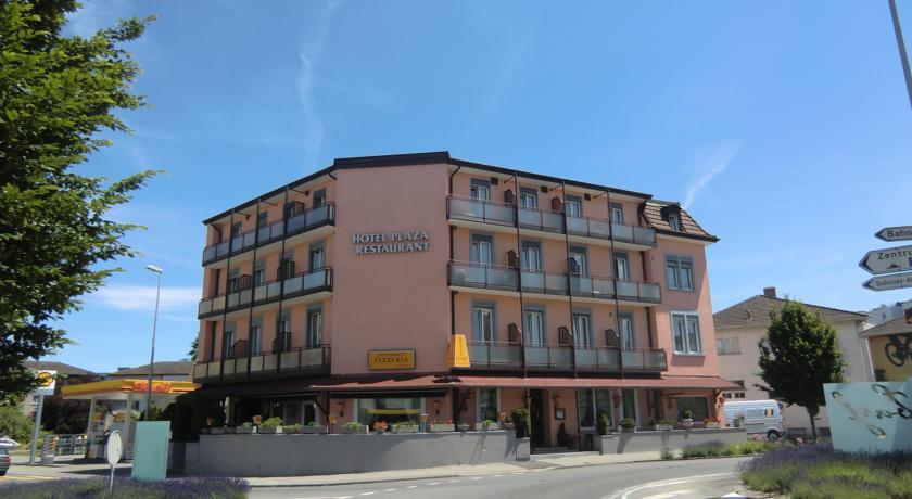 Отель Plaza