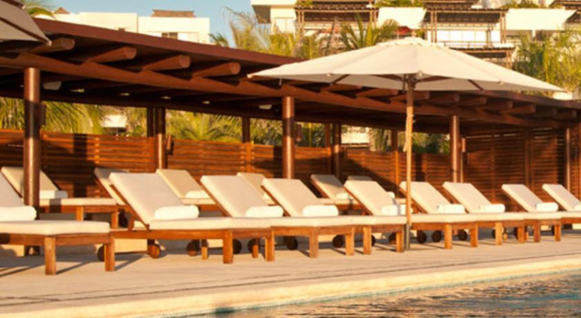 Отель Los Veneros Resort