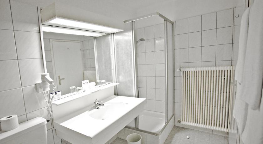 Отель Hotel Pfeifer zum Kirchenwirt
