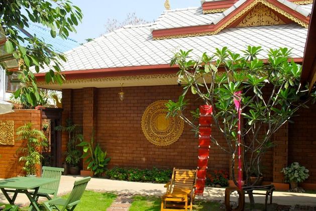 Отель Irawadee Resort