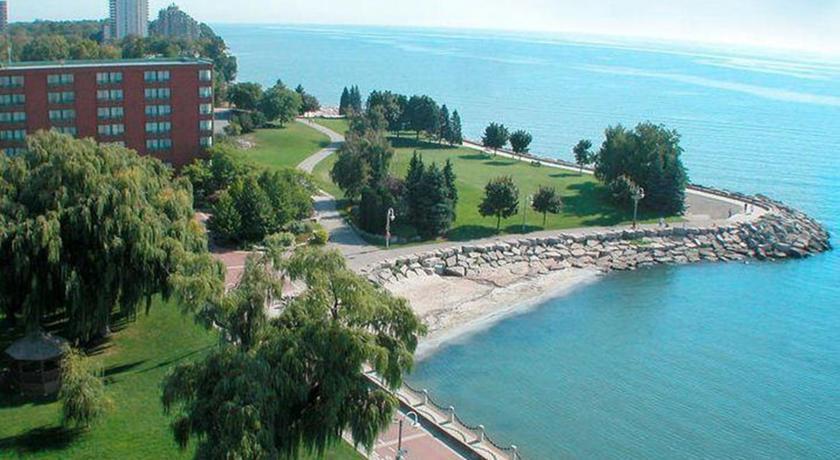 Отель Waterfront Hotel