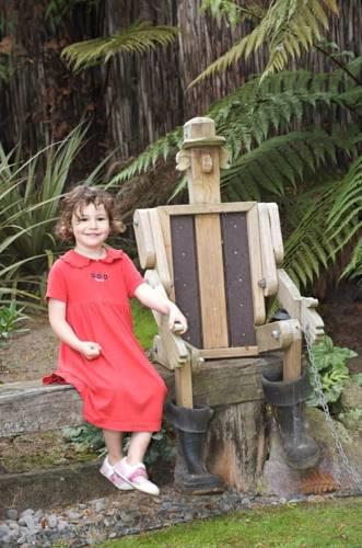 Отель Rotorua Hideaway Lodge