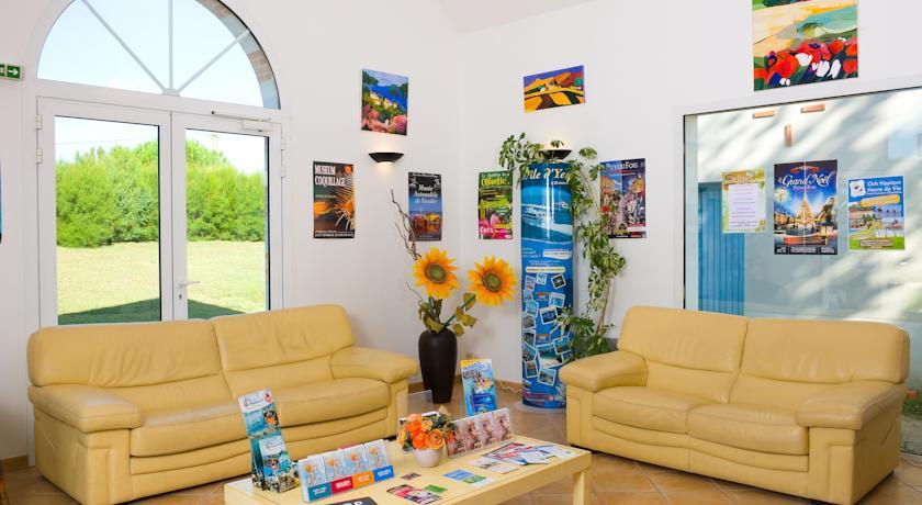 Апартаменты Madame Vacances Le Domaine de Vertmarines