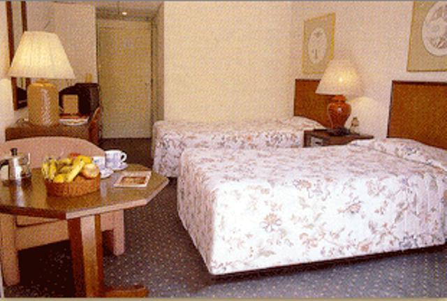 Отель Petra Palace Hotel