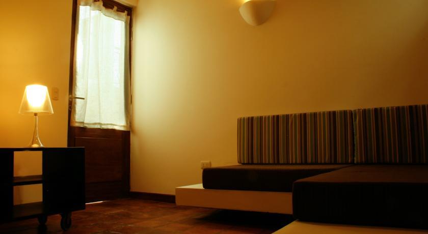 Отель La Morada Suites