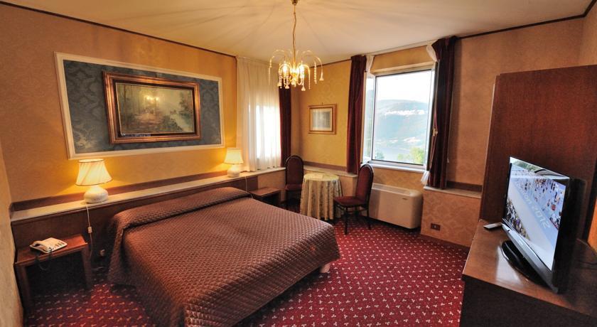 Отель Diana Park Hotel