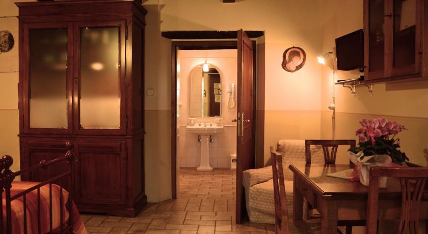 Отель Agriturismo Le Due Torri