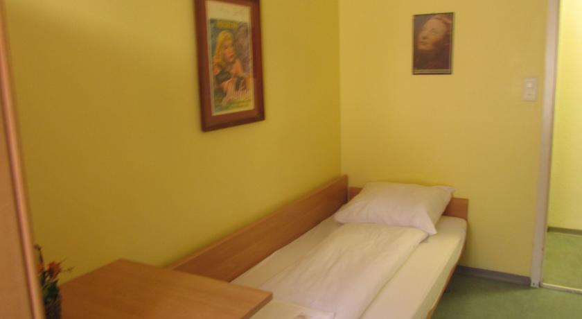 Хостел Hotel Zak Schaffhausen