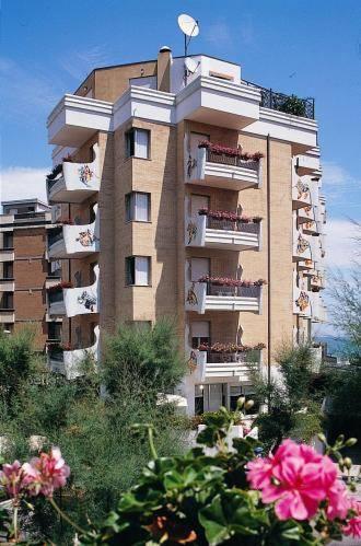 Отель Hotel Bellevue