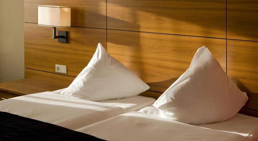 Отель Hotel Princeville Breda