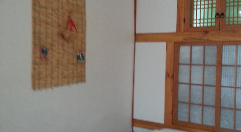 Гостевой дом Yoos Family Guesthouse