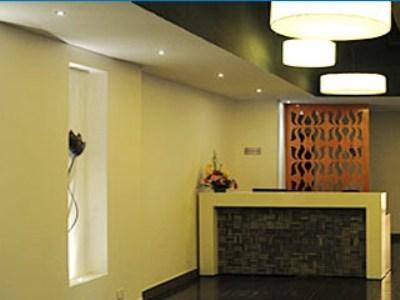 Ampa Skywalk Hotel